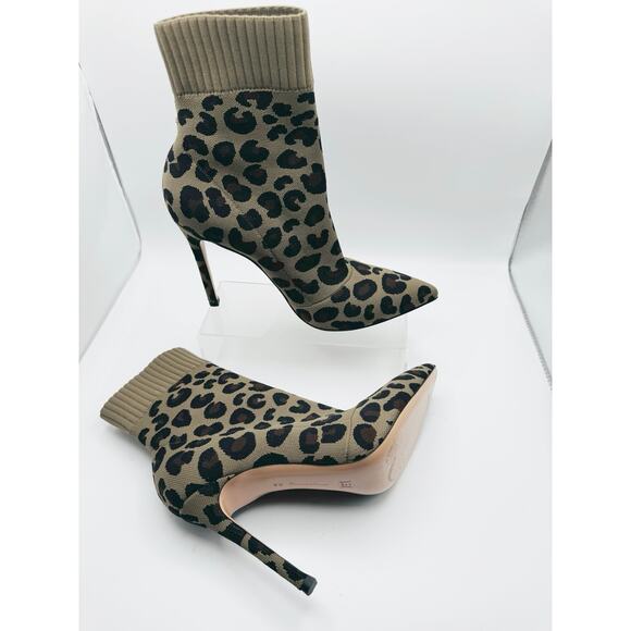 Gianvito Rossi Gray Leopard Print Knit Stretch Bootie  size 39.5 - Picture 2 of 12